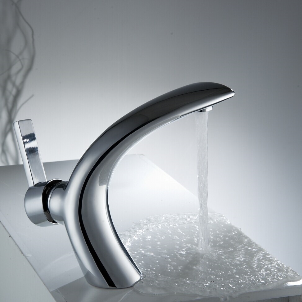 Brio Curved Shape Design Faucet Chrome Finish